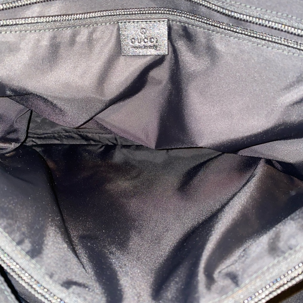 🥳HOST PICK 🥳 Gucci Diaper Bag -💯 - Picture 16 of 16